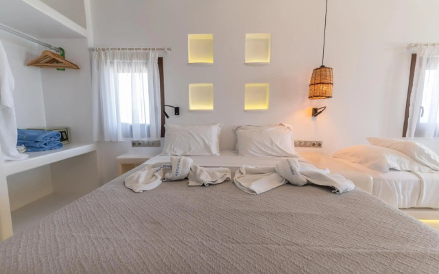 Birikos Hotel & Suites