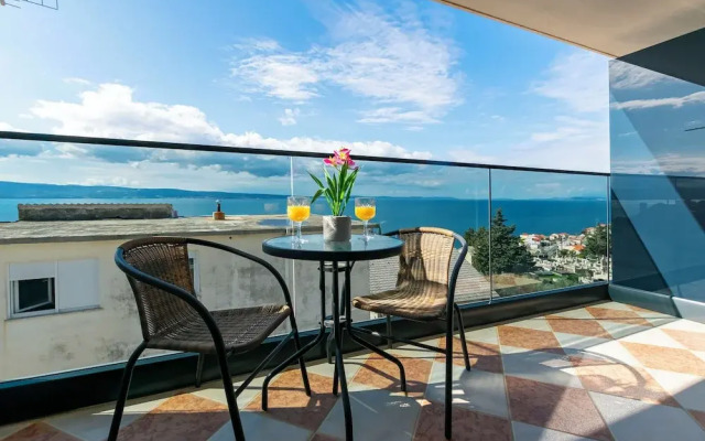 Apartments Villa Milas With Pool