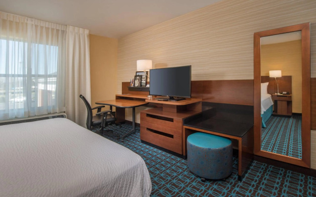 Fairfield Inn & Suites by Marriott Easton