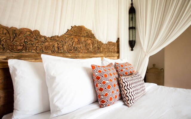 Luxury 12 Bedroom Villa With Private Pool, Bali Villa 2027