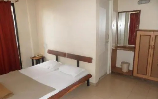 Cinderalla Inn Lodging