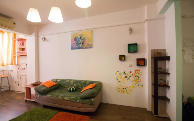 Intim Studio Flat