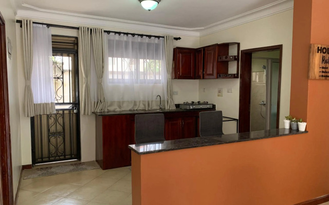 Cozy 2-bedroom Apartment within city limits.