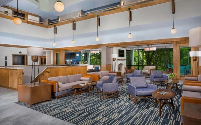 Merriweather Lakehouse, Autograph Collection