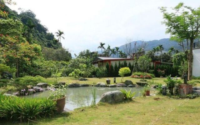 Jing Garden B&B