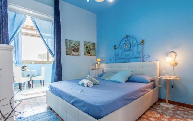 Casa Azzurra Front Beach