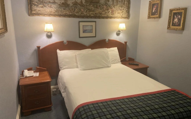 Lovat Arms Hotel