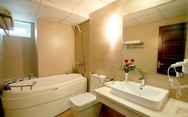 Skylark Hotel