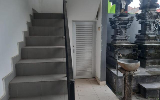OYO 90810 Ravaya Homestay