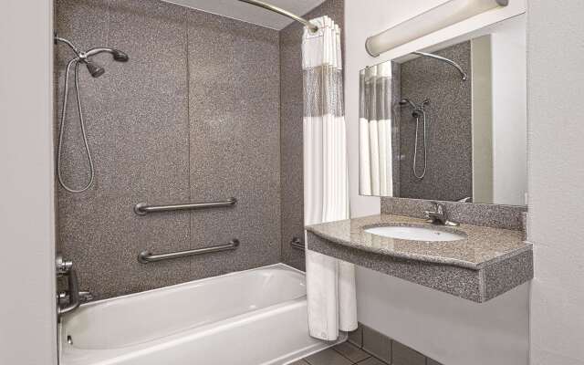 La Quinta Inn & Suites by Wyndham Stephenville