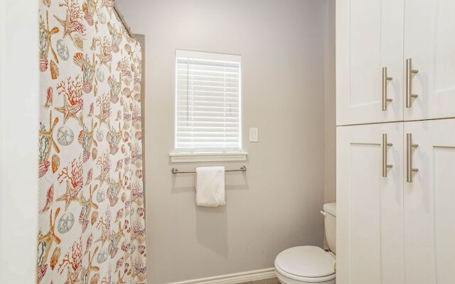 La Sirena - Overlooking Nature Preserve