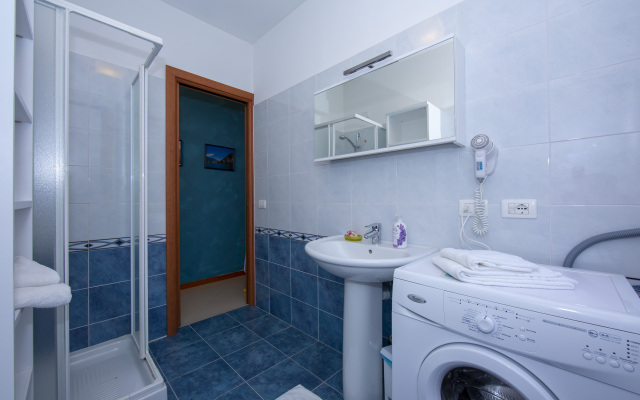 Fontana Del Lago Apt. 2