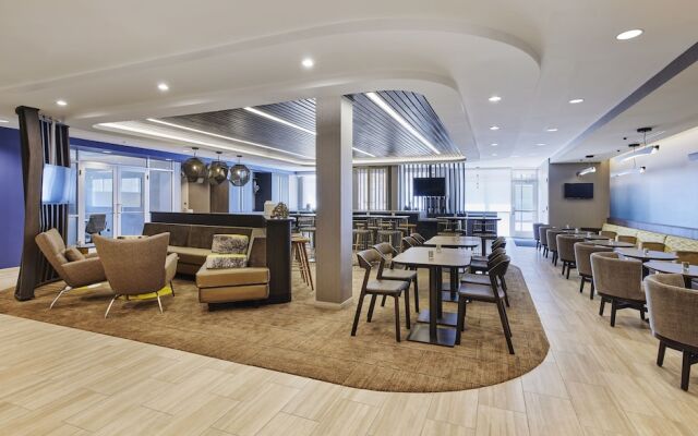 Springhill Suites Chicago Chinatown