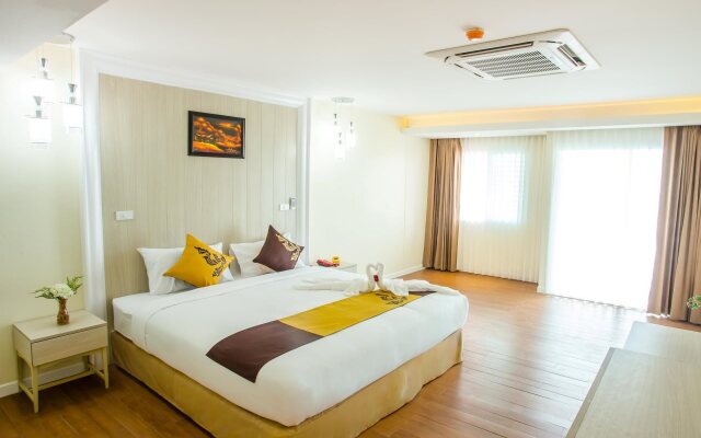 Saint Tropez Beach Resort Hotel