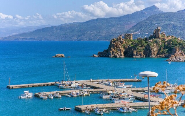 Amazing Home in Mistretta With 3 Bedrooms