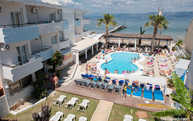 Quayside Village Hotel — Adults Only