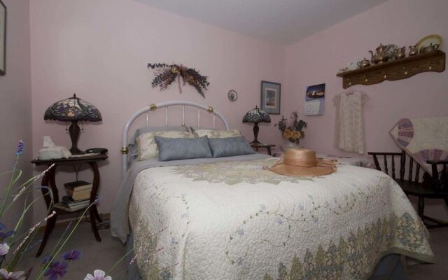 Evergreen Gate Bed and Breakfast