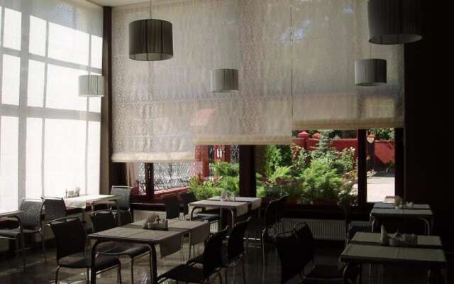 ZS Club Hotel