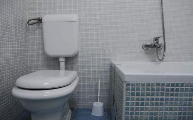 Mirjana - Nearby the sea - A-zoe