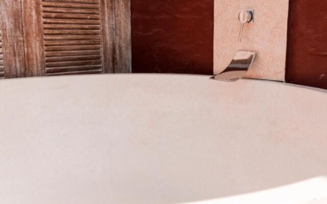 The Red Farm Relais & Spa