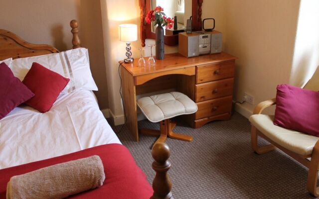 The Avenue Restaurant at The Victoria Inn