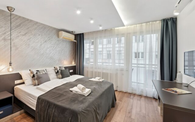 SKY9 Apartments District 6