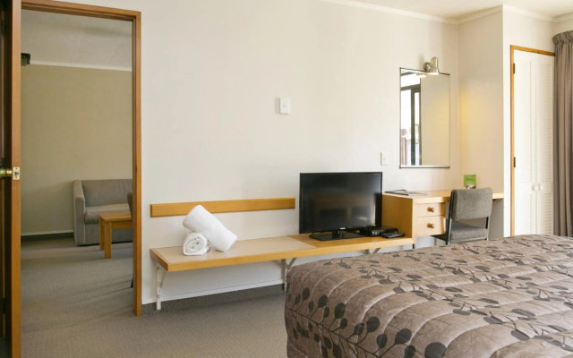 Turangi Bridge Motel – Guest Rooms – Turangi