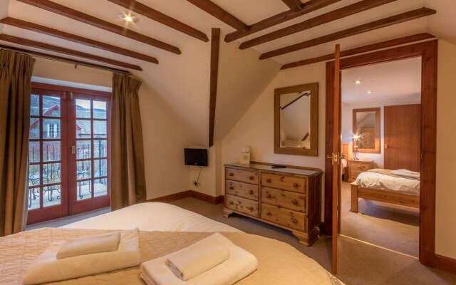 Mains of Taymouth Stables