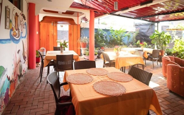 Hostal Tongo Reef