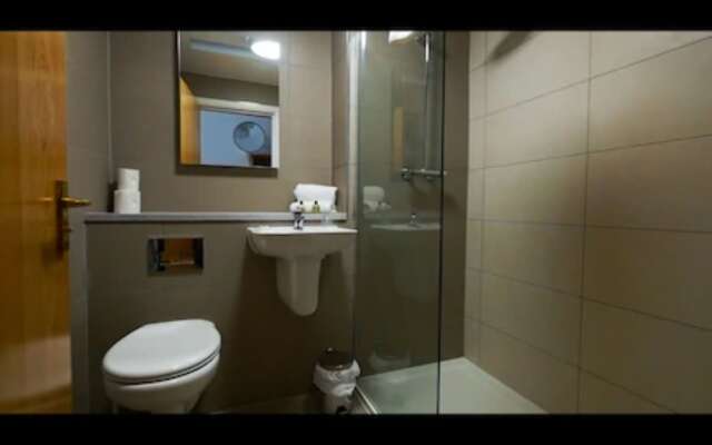 Crowwood Hotel Glasgow