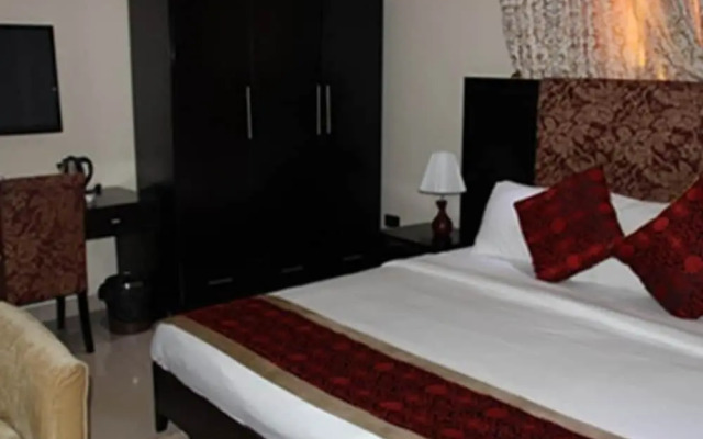 Stonehedge Hotels