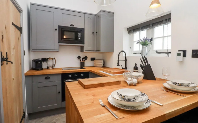 The Snug at Pickelden Farmhouse