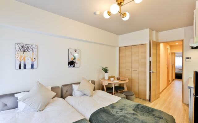 Ocean Nippombashi Higashi