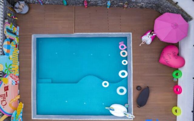 Qixiannv Homestay (Xiannv Mountain Shop)