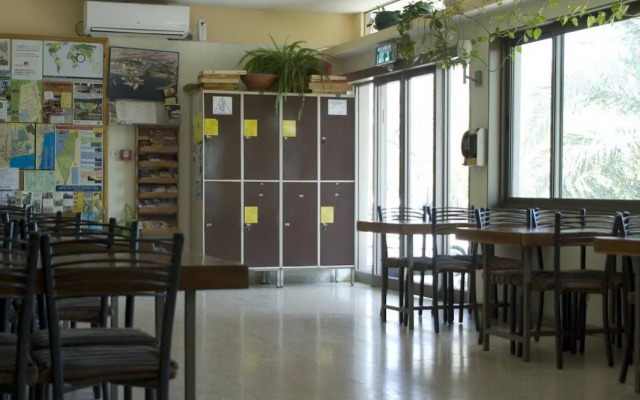 Arava Hostel