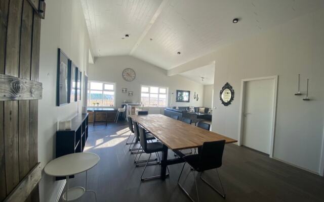 Skalarimi - Country House