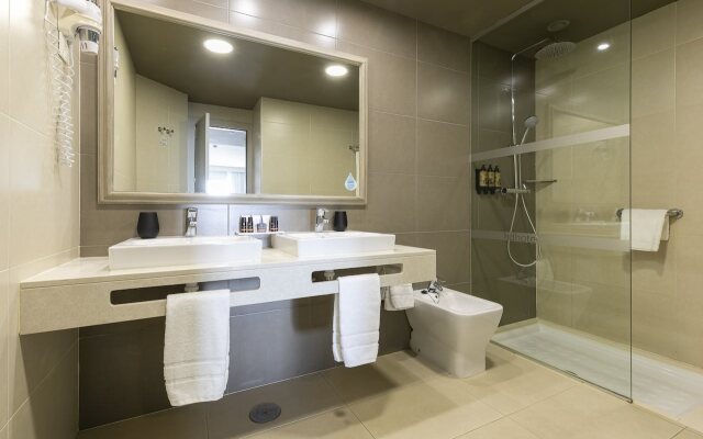 Hotel HD Beach Resort & SPA