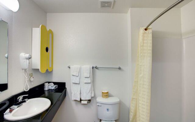 Studio 6 Sweetwater, TX