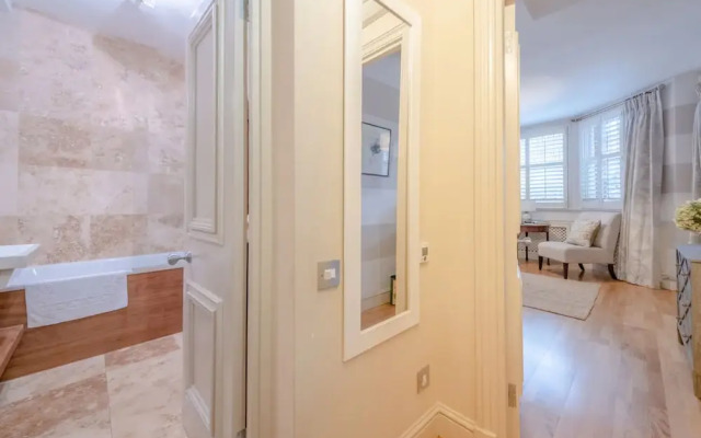 Quaint and Central Studio Flat - Chelsea