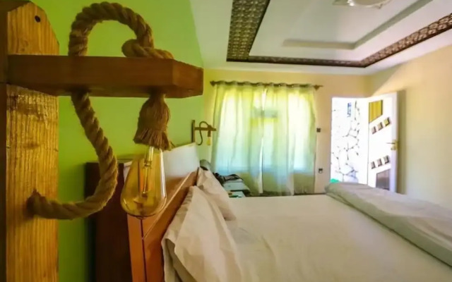 Apricot Spring Resort
