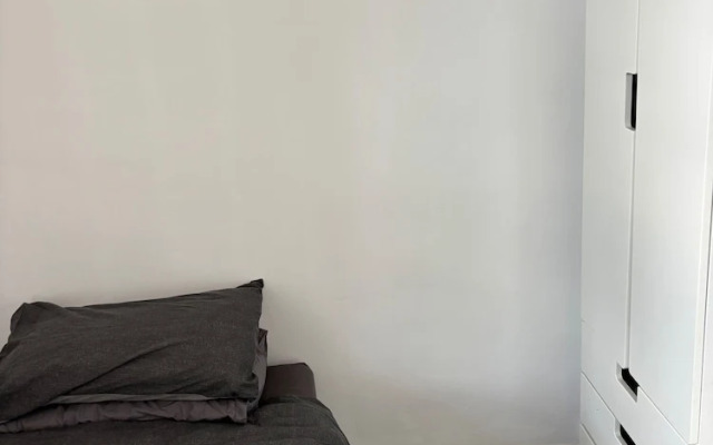 Modern 2-bed Victorian Apartment - Sleeps 6 & Pets