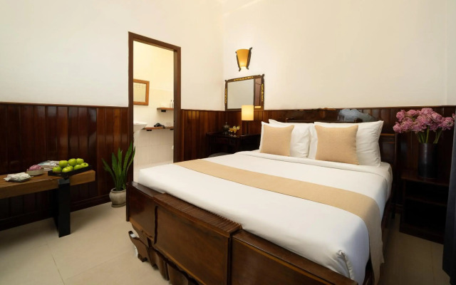 Salasara Hotel