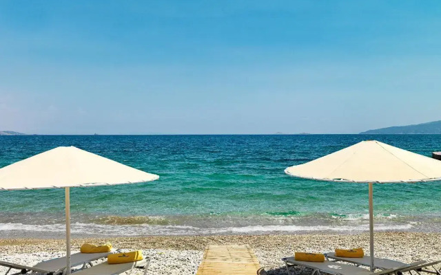 Kalamaki Beach Resort