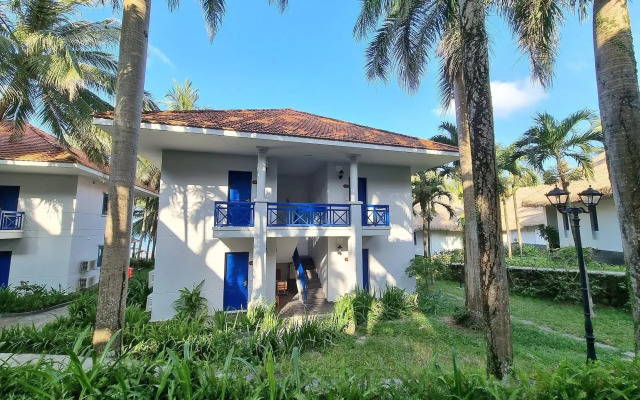 L'Azure Resort and Spa