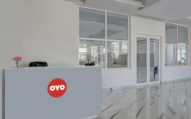 OYO Flagship 80499 New Bhandan Lawn