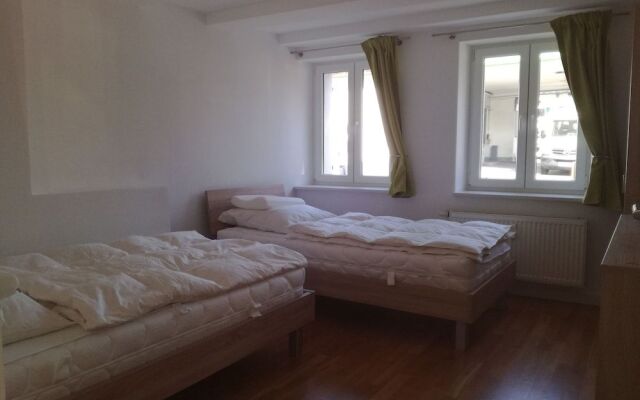 Marie Marie, Oberstaufen