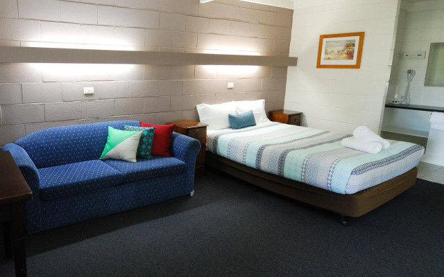Mayfair Motel