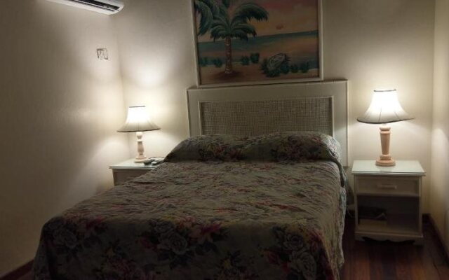 Shields Negril Villas
