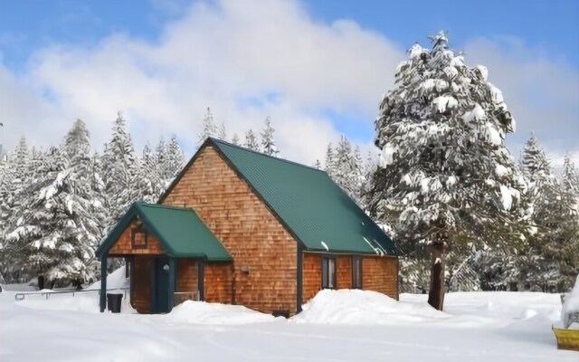 Tamarack Lodge at Bear Valley