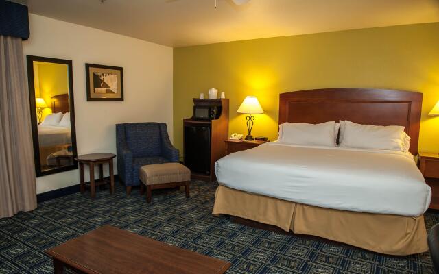 Holiday Inn Express Airport - Tucson by IHG